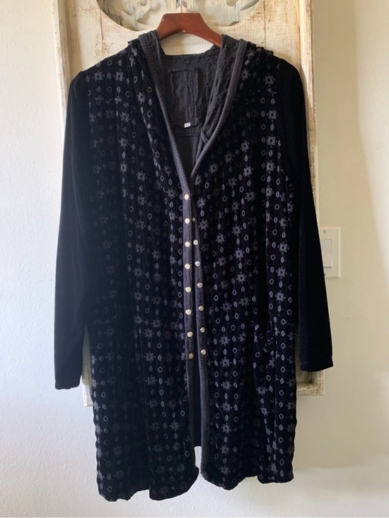Johnny Was Jackets & Blazers - Johnny Was Black Velvet Patterned Hooded Longline jacket